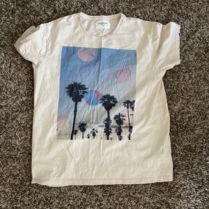 Bundle: 2 shirts size large